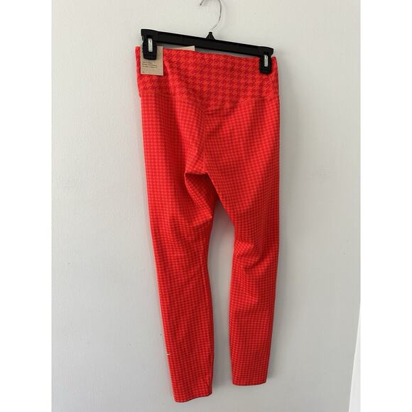 Nike One Luxe women's mid-rise 7/8 Red leggings (size small), new with tags - Picture 3 of 6